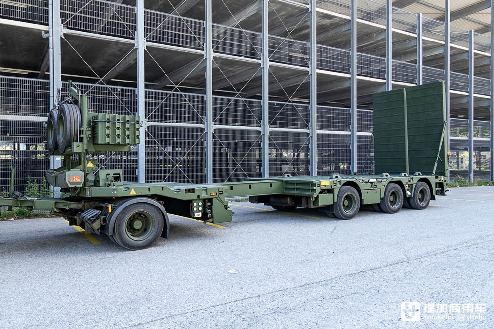 配随车吊的军用清障车,安普改装,实拍莱茵金属曼恩HX 42M 6x6军卡 - 第17张 - 提加商用车网 配随车吊的军用清障车,安普改装,实拍莱茵金属曼恩HX 42M 6x6军卡 - 第17张