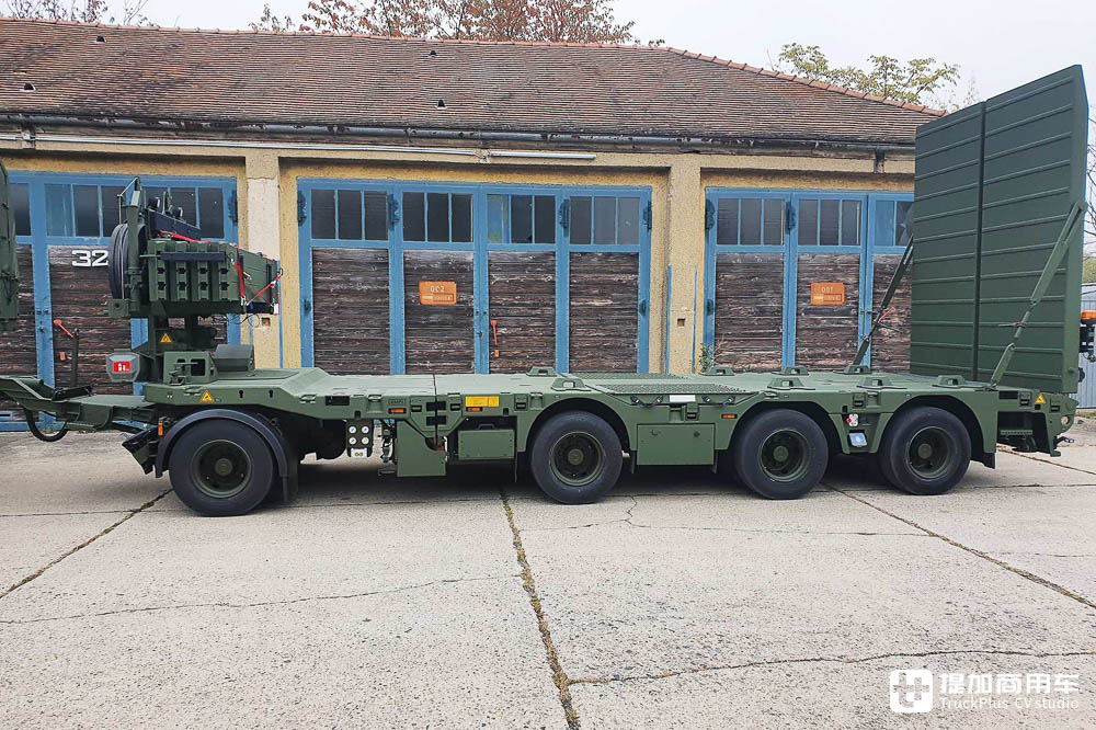 配随车吊的军用清障车,安普改装,实拍莱茵金属曼恩HX 42M 6x6军卡 - 第18张 - 提加商用车网 配随车吊的军用清障车,安普改装,实拍莱茵金属曼恩HX 42M 6x6军卡 - 第18张
