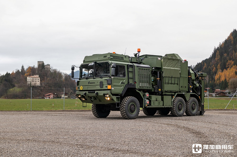配随车吊的军用清障车,安普改装,实拍莱茵金属曼恩HX 42M 6x6军卡 - 第2张 - 提加商用车网 配随车吊的军用清障车,安普改装,实拍莱茵金属曼恩HX 42M 6x6军卡 - 第2张