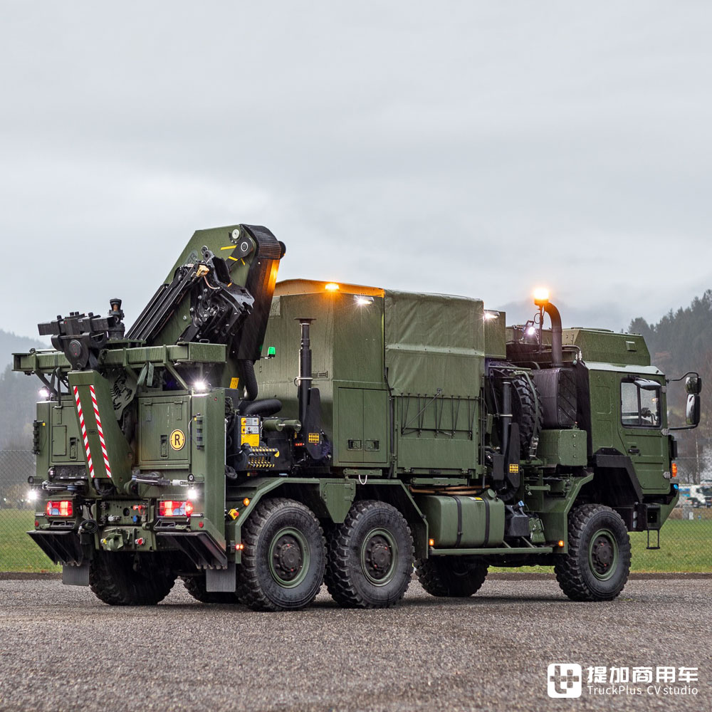 配随车吊的军用清障车,安普改装,实拍莱茵金属曼恩HX 42M 6x6军卡 - 第6张 - 提加商用车网 配随车吊的军用清障车,安普改装,实拍莱茵金属曼恩HX 42M 6x6军卡 - 第6张