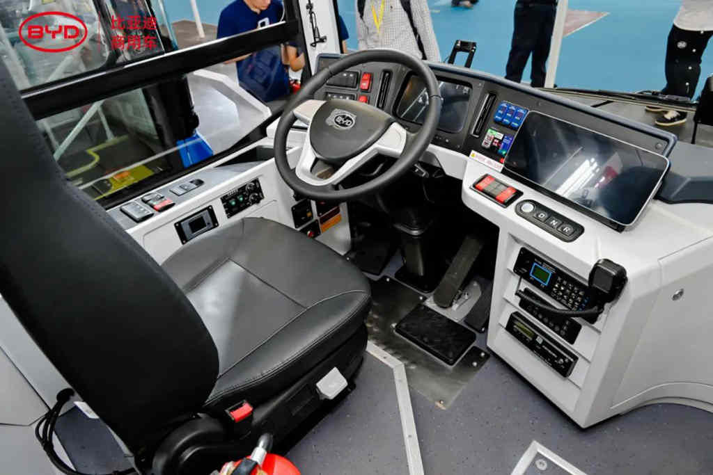 新品解析,科技赋能 比亚迪商用车闪耀2023北京道展 - 第6张 - 提加商用车网 新品解析,科技赋能 比亚迪商用车闪耀2023北京道展 - 第6张