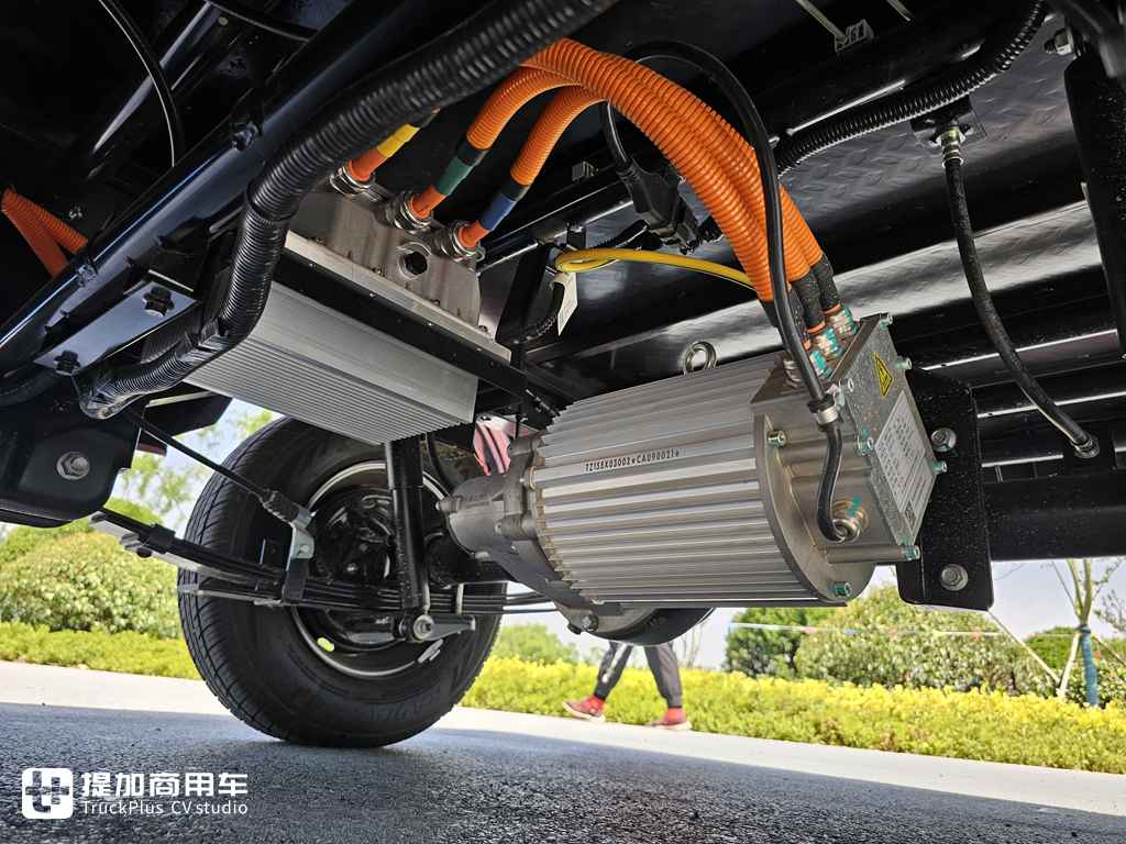 解决城配最后一公里运输难题,北汽雷驰最新发布的MINI卡实力全解读 - 第8张 - 提加商用车网 解决城配最后一公里运输难题,北汽雷驰最新发布的MINI卡实力全解读 - 第8张