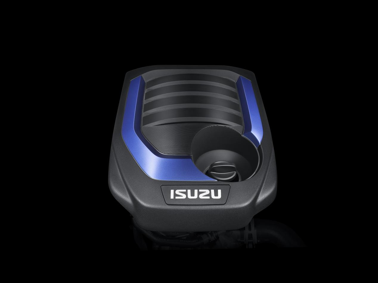 D-MAX V-CROSS全新上市,引领高端皮卡新标杆 - 第4张 - 提加商用车网 D-MAX V-CROSS全新上市,引领高端皮卡新标杆 - 第4张