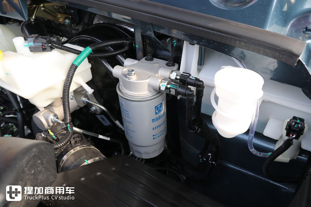 自动挡轻客靠谱吗?全新东风御风V9+试驾了一圈后,整体优势超出预期 - 第5张 - 提加商用车网 自动挡轻客靠谱吗?全新东风御风V9+试驾了一圈后,整体优势超出预期 - 第5张