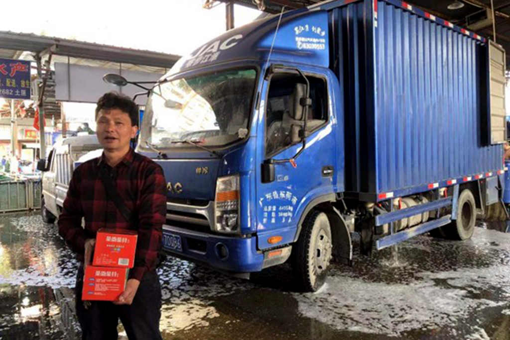 水产运输抢时间,江淮1卡帅铃为什么让他觉得踏实? - 第2张 - 提加商用车网 水产运输抢时间,江淮1卡帅铃为什么让他觉得踏实? - 第2张