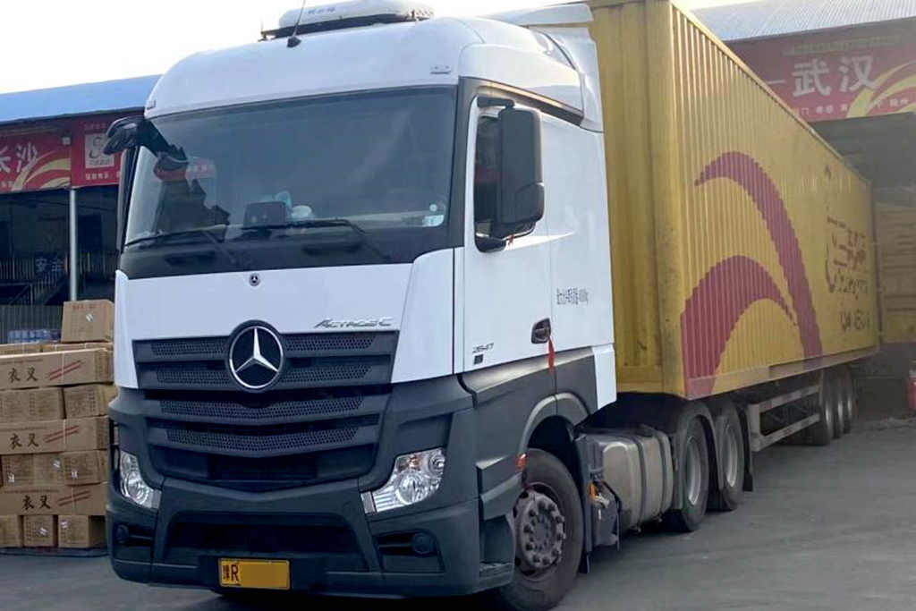 购买3辆奔驰卡车，王松说“选择比努力重要”