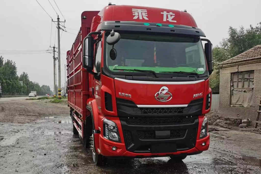 超低油耗，尽显实力，乘龙H5绿通车再树节油新标杆！