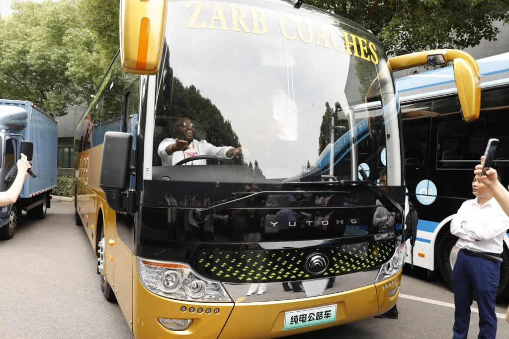 外交部驻港公署率团参访宇通!