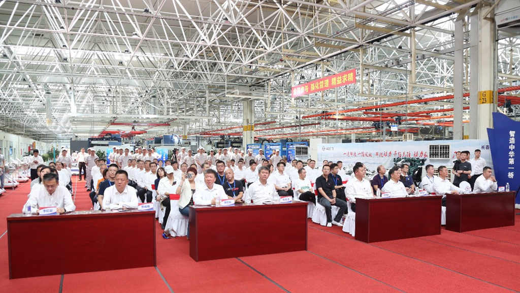 2023年解放动力品牌日活动暨解放中型电驱桥下线仪式隆重举行 - 第2张 - 提加商用车网 2023年解放动力品牌日活动暨解放中型电驱桥下线仪式隆重举行 - 第2张