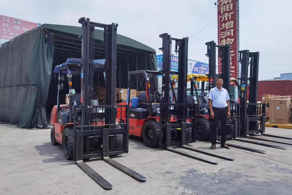 河南南阳首批汕德卡车主自述 六辆车均实现百万公里记录 - 第2张 - 提加商用车网 河南南阳首批汕德卡车主自述 六辆车均实现百万公里记录 - 第2张