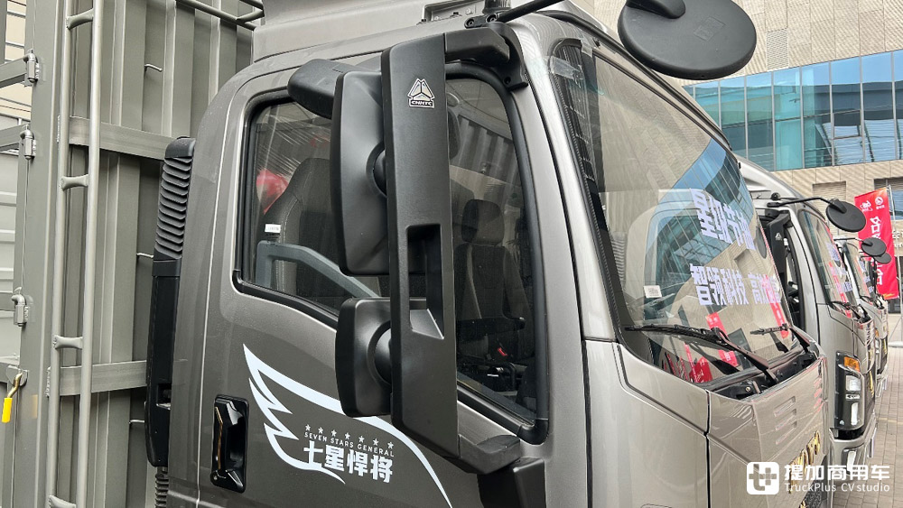 致富路上好帮手,实拍全新重汽豪沃金悍将轻卡,带你看看实力几何 - 第6张 - 提加商用车网 致富路上好帮手,实拍全新重汽豪沃金悍将轻卡,带你看看实力几何 - 第6张