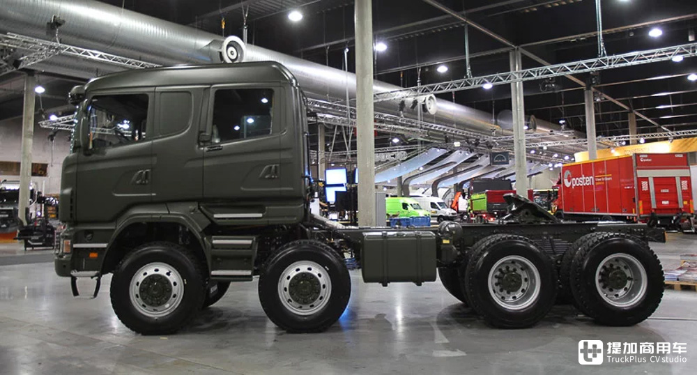 8x8驱动配双排驾驶室,搭载730匹V8,这台斯堪尼亚军用卡车真强悍 - 第18张 - 提加商用车网 8x8驱动配双排驾驶室,搭载730匹V8,这台斯堪尼亚军用卡车真强悍 - 第18张
