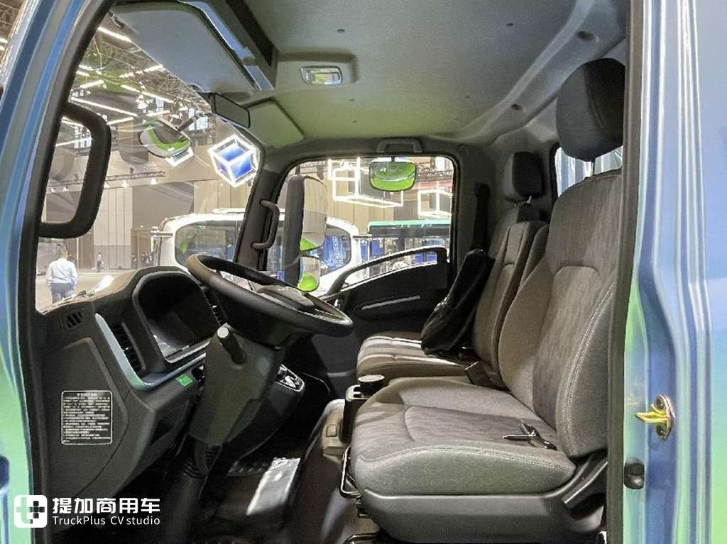 实拍宇通新能源轻卡T系列产品,带你看看产品实力究竟如何 - 第10张 - 提加商用车网 实拍宇通新能源轻卡T系列产品,带你看看产品实力究竟如何 - 第10张