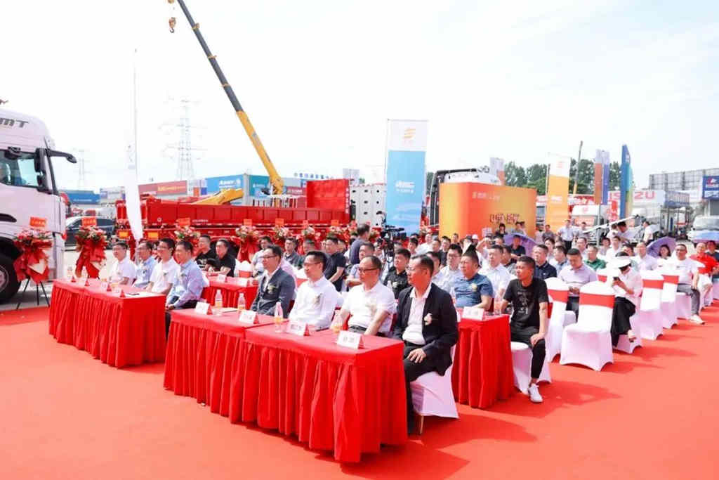 【赢战巴蜀】中集·陕汽成都三好发展中心盛大启航 - 第5张 - 提加商用车网 【赢战巴蜀】中集·陕汽成都三好发展中心盛大启航 - 第5张