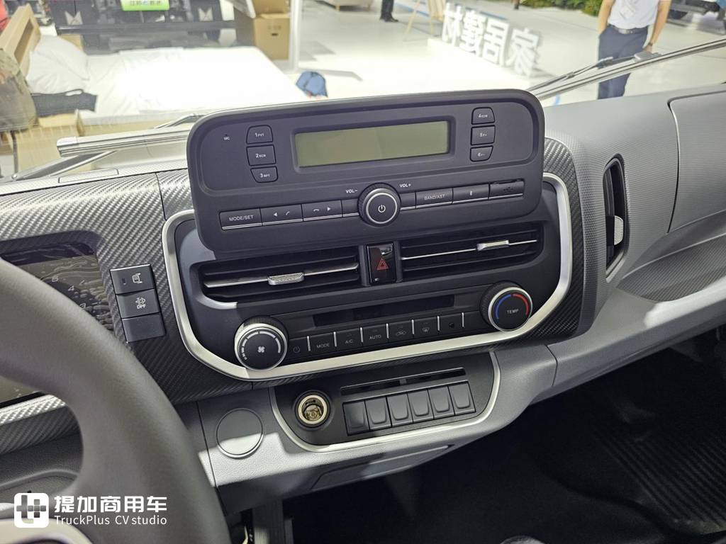 耗资十亿!青云架构下诞生的江铃凯运+轻卡,到底实力如何? - 第9张 - 提加商用车网 耗资十亿!青云架构下诞生的江铃凯运+轻卡,到底实力如何? - 第9张