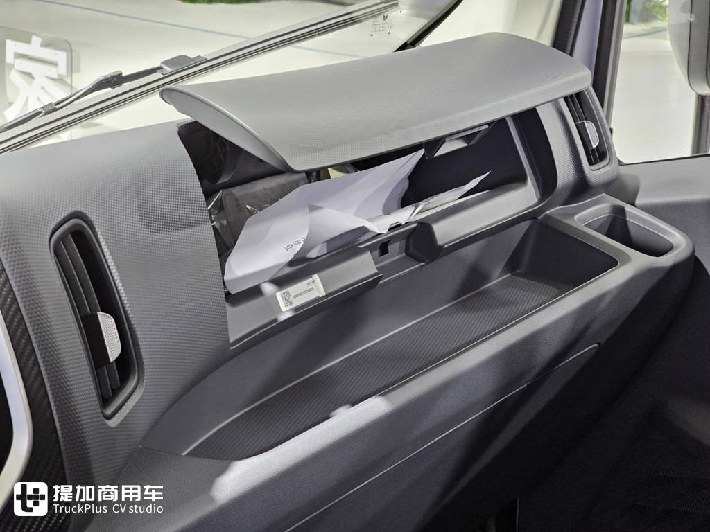 耗资十亿!青云架构下诞生的江铃凯运+轻卡,到底实力如何? - 第10张 - 提加商用车网 耗资十亿!青云架构下诞生的江铃凯运+轻卡,到底实力如何? - 第10张