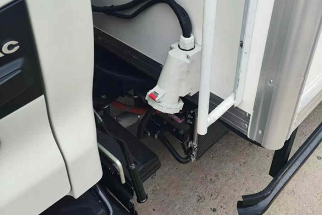 江淮1卡混动1号再布局,骏铃聚宝盆混动冷藏车升级来袭 - 第5张 - 提加商用车网 江淮1卡混动1号再布局,骏铃聚宝盆混动冷藏车升级来袭 - 第5张