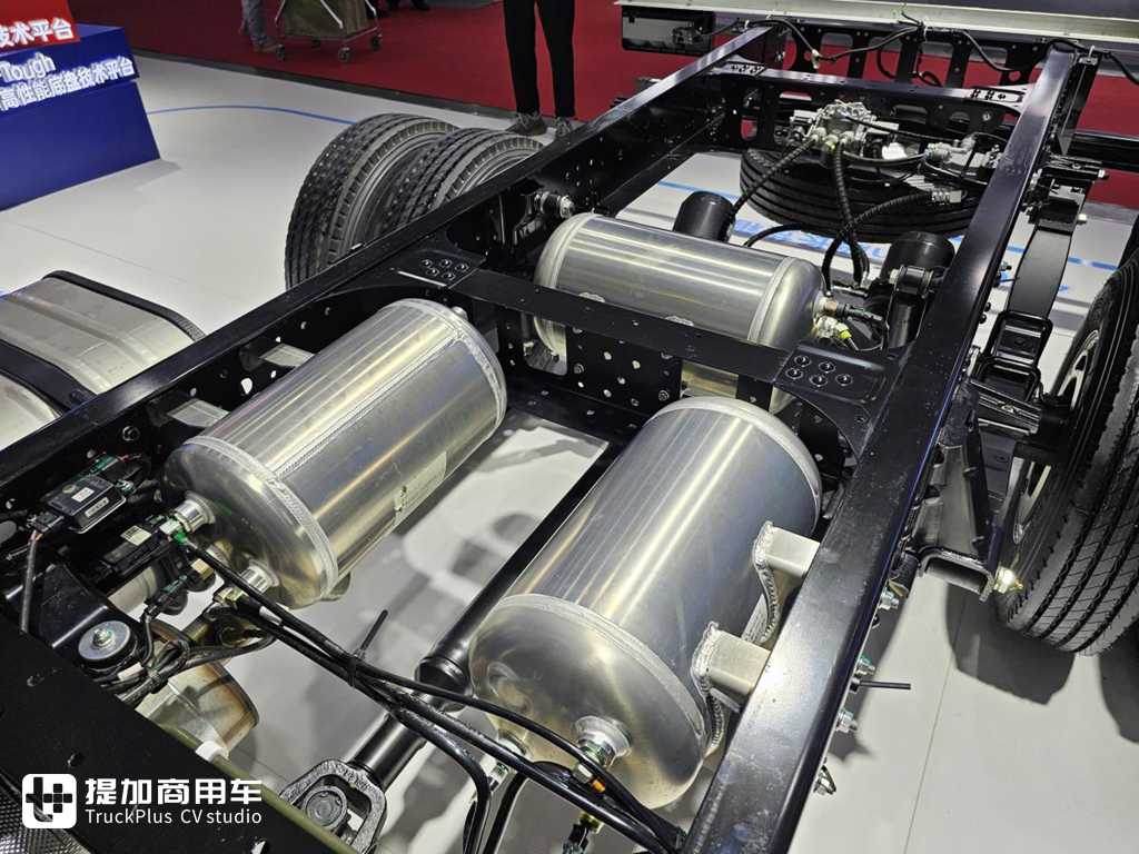 耗资十亿!青云架构下诞生的江铃凯运+轻卡,到底实力如何? - 第17张 - 提加商用车网 耗资十亿!青云架构下诞生的江铃凯运+轻卡,到底实力如何? - 第17张