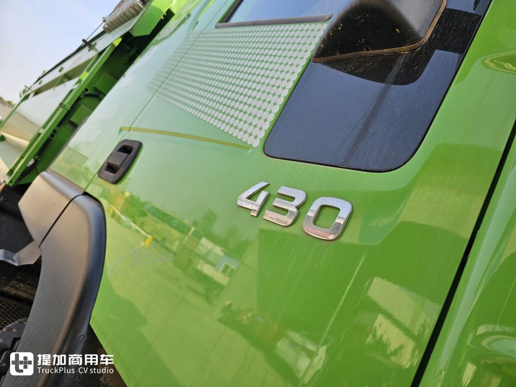 配置更新,430马力的小苹果渣土车!实拍红岩杰狮C6城市建筑垃圾运输车 - 第9张 - 提加商用车网 配置更新,430马力的小苹果渣土车!实拍红岩杰狮C6城市建筑垃圾运输车 - 第9张
