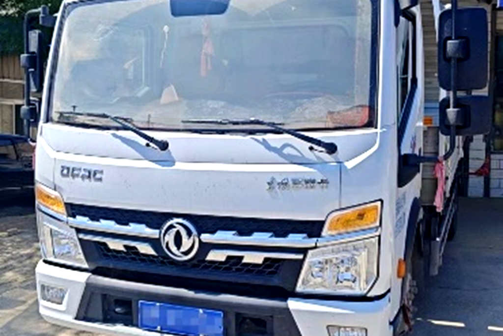 卡友兄弟说 | 家人作伴、朋友相随，这样的幸福与东风多利卡超能有关