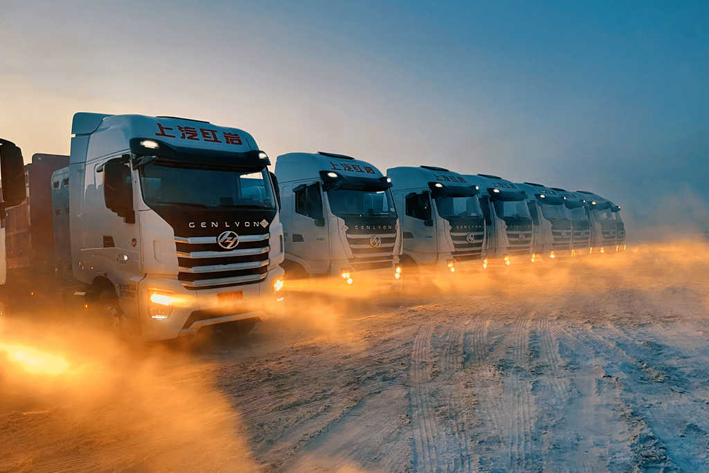 上汽红岩CNG重卡烧气不费跑车不贵?来听听新疆卡友怎么说