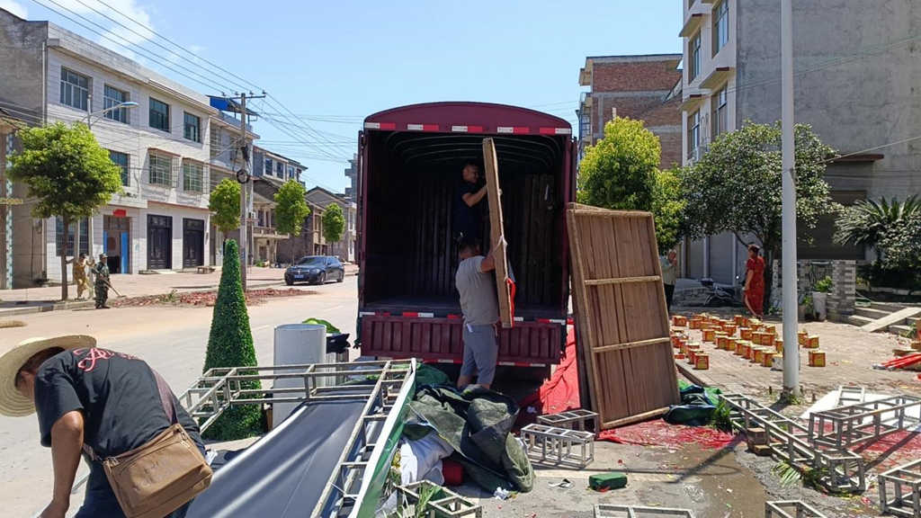 “最贴心的婆娘” 经营婚庆20年，阅车无数的石老板这么评价江淮1卡帅铃！ - 第4张