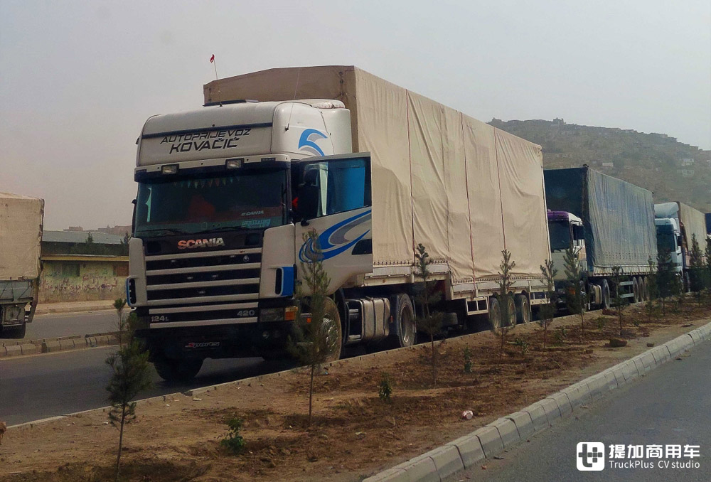上世纪的欧洲卡车还在跑,超载数倍是常态!在阿富汗开卡车是什么样的体验? - 第8张 - 提加商用车网 上世纪的欧洲卡车还在跑,超载数倍是常态!在阿富汗开卡车是什么样的体验? - 第8张