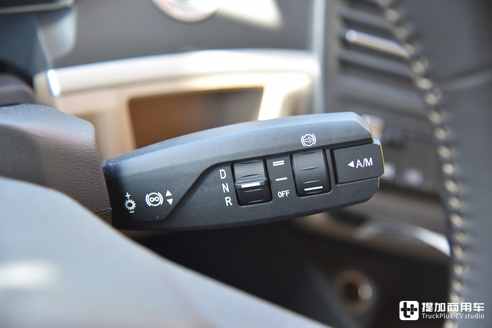 不止是全球最大马力,陕汽最新上市的560马力德龙X6000天然气重卡实拍 - 第23张 - 提加商用车网 不止是全球最大马力,陕汽最新上市的560马力德龙X6000天然气重卡实拍 - 第23张