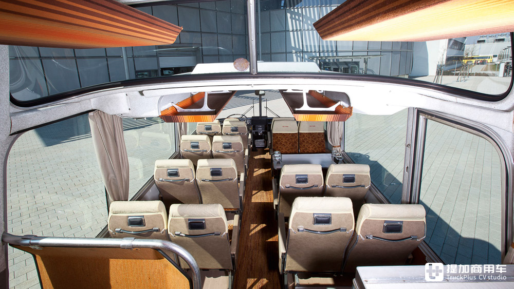 航空黄金时代的疯狂作品,现代豪华客车雏形,回顾赛特拉S 150 Panorama - 第24张 - 提加商用车网 航空黄金时代的疯狂作品,现代豪华客车雏形,回顾赛特拉S 150 Panorama - 第24张