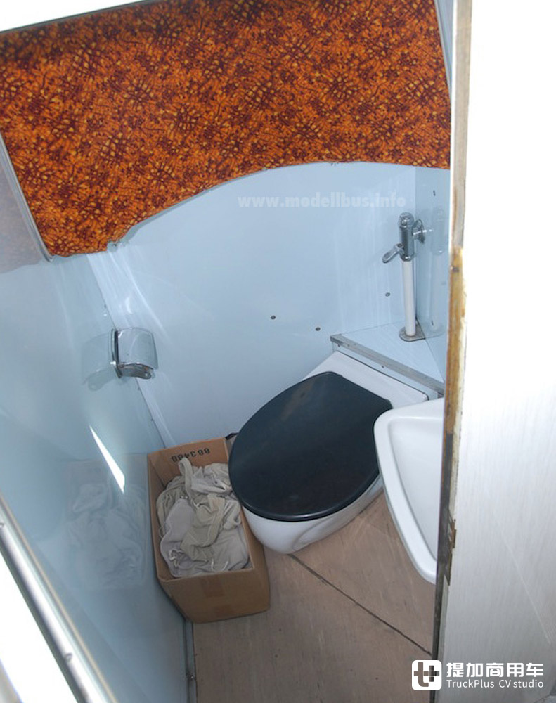 航空黄金时代的疯狂作品,现代豪华客车雏形,回顾赛特拉S 150 Panorama - 第25张 - 提加商用车网 航空黄金时代的疯狂作品,现代豪华客车雏形,回顾赛特拉S 150 Panorama - 第25张