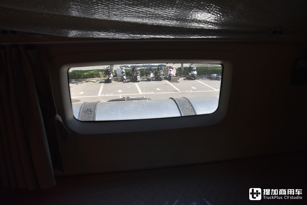 不止是全球最大马力,陕汽最新上市的560马力德龙X6000天然气重卡实拍 - 第33张 - 提加商用车网 不止是全球最大马力,陕汽最新上市的560马力德龙X6000天然气重卡实拍 - 第33张