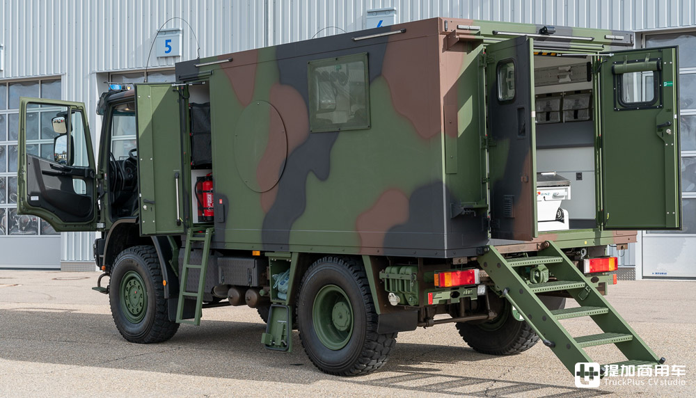 依维柯Eurocargo 4x4底盘打造,急救方舱设施完善,实拍德国陆军最新款高机动救护车 - 第11张 - 提加商用车网 依维柯Eurocargo 4x4底盘打造,急救方舱设施完善,实拍德国陆军最新款高机动救护车 - 第11张
