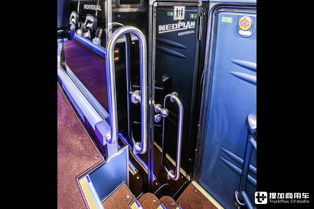 尼奥普兰豪华巴士在这改装成特殊车型,回顾曼恩普劳恩巴士改装中心 - 第19张 - 提加商用车网 尼奥普兰豪华巴士在这改装成特殊车型,回顾曼恩普劳恩巴士改装中心 - 第19张