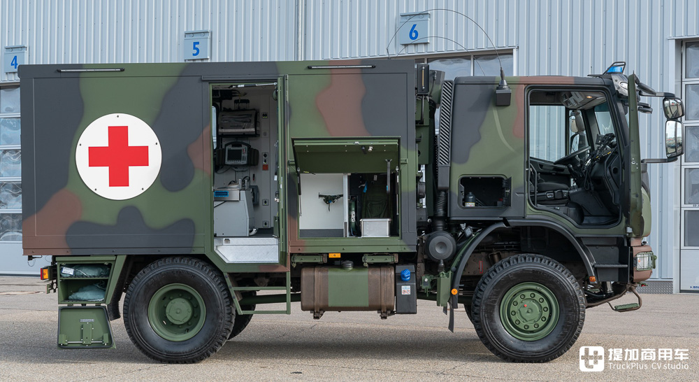 依维柯Eurocargo 4x4底盘打造,急救方舱设施完善,实拍德国陆军最新款高机动救护车 - 第9张 - 提加商用车网 依维柯Eurocargo 4x4底盘打造,急救方舱设施完善,实拍德国陆军最新款高机动救护车 - 第9张
