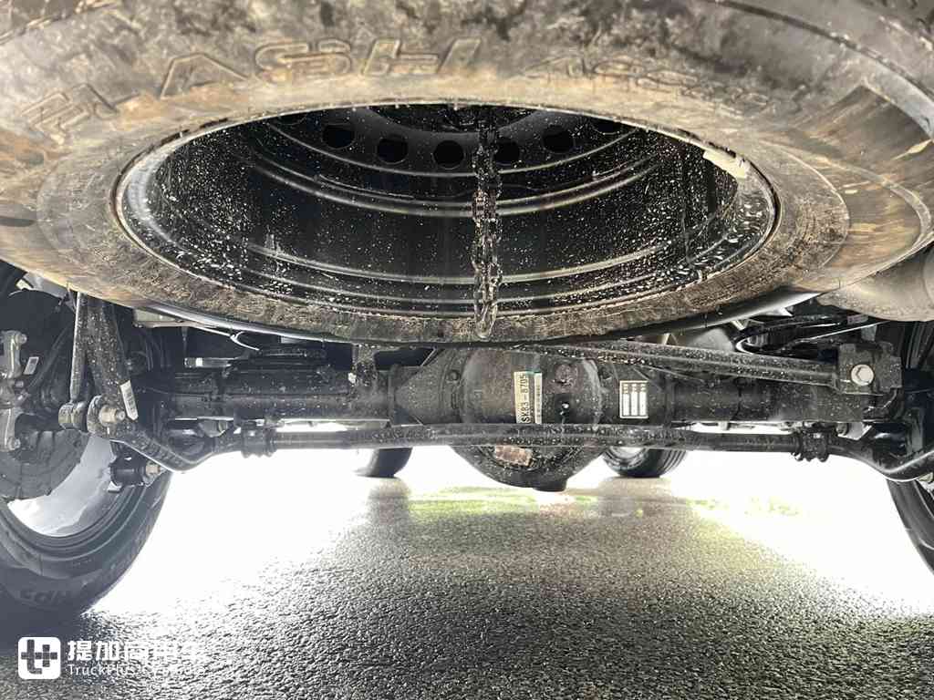 上汽大通MAXUS 最新推出的高端皮卡,星际H到底怎么样?实拍带你好好看看 - 第13张 - 提加商用车网 上汽大通MAXUS 最新推出的高端皮卡,星际H到底怎么样?实拍带你好好看看 - 第13张