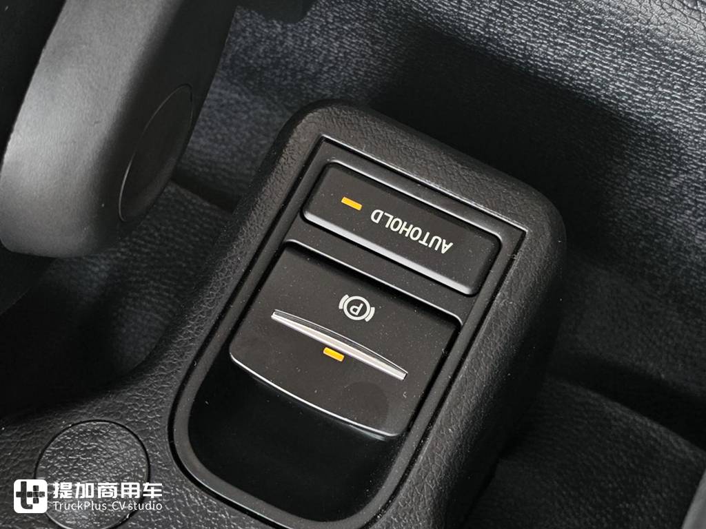 高端电动轻卡,纯电黄金动力总成,潍柴新能源蓝擎·悦EH Pro实拍 - 第13张 - 提加商用车网 高端电动轻卡,纯电黄金动力总成,潍柴新能源蓝擎·悦EH Pro实拍 - 第13张