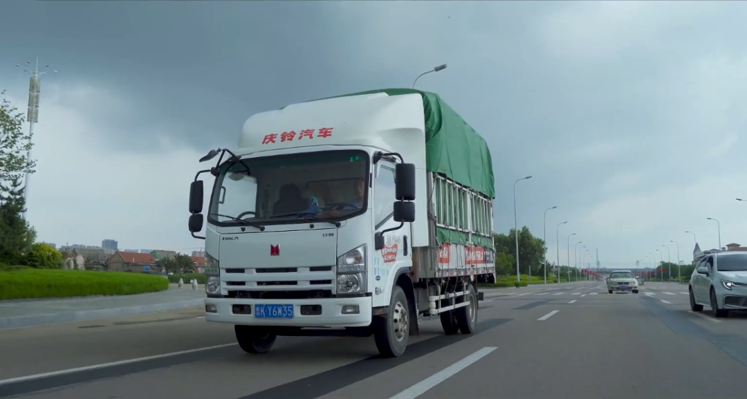 “海归”卡友创业搞货运 开庆铃铃咖跑货拉拉 - 第2张 - 提加商用车网 “海归”卡友创业搞货运 开庆铃铃咖跑货拉拉 - 第2张