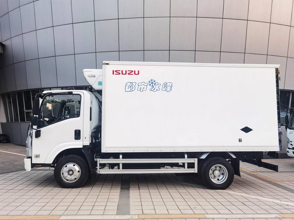 傲娇车厘子:保鲜快递,我选庆铃五十铃M100冷藏车 - 第2张 - 提加商用车网 傲娇车厘子:保鲜快递,我选庆铃五十铃M100冷藏车 - 第2张
