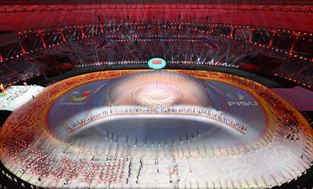 实力助阵成都大运会,乘龙卡车成为场外亮丽风景线 - 第1张 - 提加商用车网 实力助阵成都大运会,乘龙卡车成为场外亮丽风景线 - 第1张