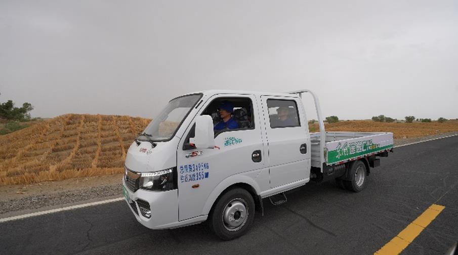 极限沙漠考验,东风途逸T5 CNG 上市发布会暨沙漠长测圆满完成 - 第8张 - 提加商用车网 极限沙漠考验,东风途逸T5 CNG 上市发布会暨沙漠长测圆满完成 - 第8张