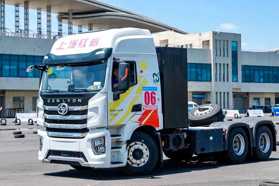 “氢”装上阵！“冠军车型”红岩杰狮氢燃料电池重卡实力出击