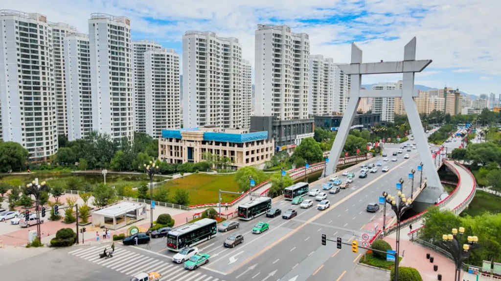 220辆!宇通宇威高端公交车交付西宁 - 第3张 - 提加商用车网 220辆!宇通宇威高端公交车交付西宁 - 第3张