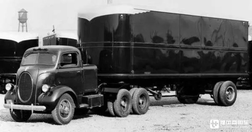 配两台汽油发动机的卡车?带您看两台特殊的上世纪美国卡车 - 第1张 - 提加商用车网 配两台汽油发动机的卡车?带您看两台特殊的上世纪美国卡车 - 第1张