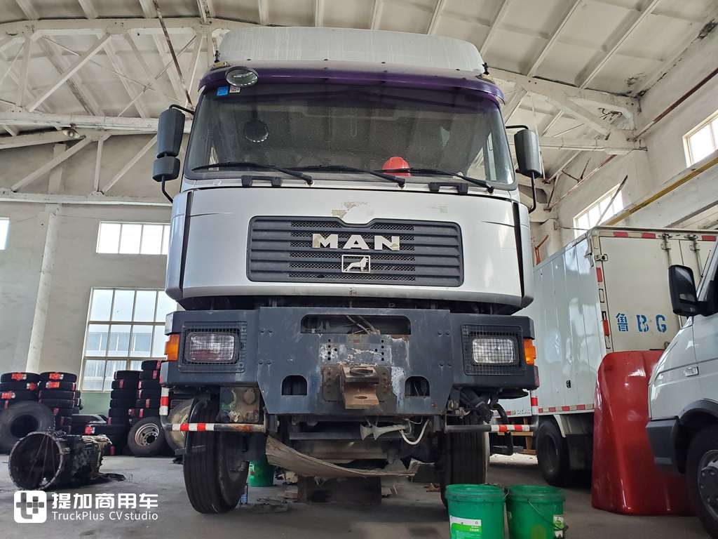 这台德国曼F2000准大件牵引车,还在国内存活,实拍再带你领略它的魅力 - 第2张 - 提加商用车网 这台德国曼F2000准大件牵引车,还在国内存活,实拍再带你领略它的魅力 - 第2张