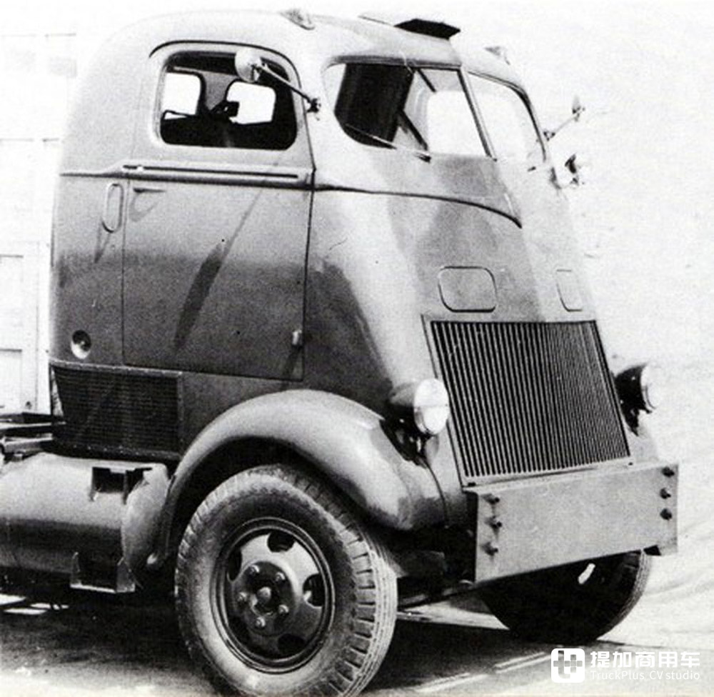 配两台汽油发动机的卡车?带您看两台特殊的上世纪美国卡车 - 第5张 - 提加商用车网 配两台汽油发动机的卡车?带您看两台特殊的上世纪美国卡车 - 第5张