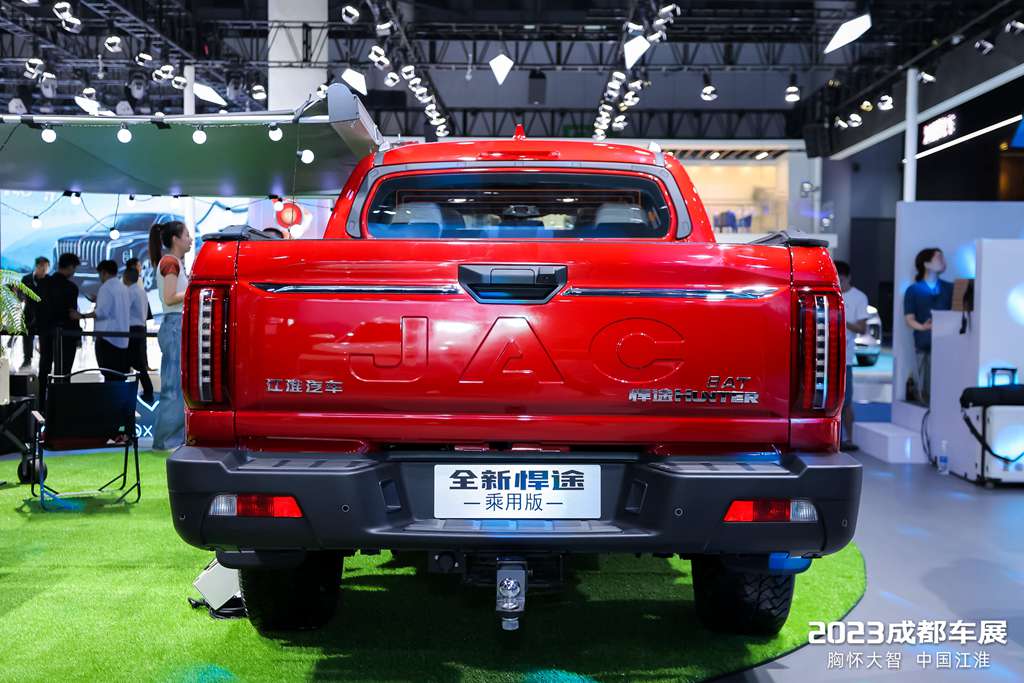 更豪华、更舒适、更智能、更好玩,全新悍途乘用版亮相2023成都车展 - 第6张 - 提加商用车网 更豪华、更舒适、更智能、更好玩,全新悍途乘用版亮相2023成都车展 - 第6张