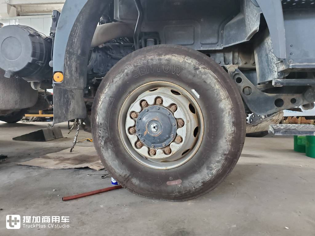 这台德国曼F2000准大件牵引车,还在国内存活,实拍再带你领略它的魅力 - 第8张 - 提加商用车网 这台德国曼F2000准大件牵引车,还在国内存活,实拍再带你领略它的魅力 - 第8张