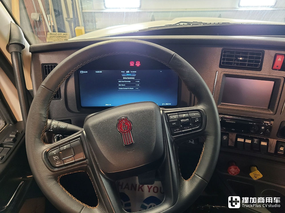 改装3米长生活舱,吃喝拉撒全满足,肯沃斯T680生活舱实拍 - 第9张 - 提加商用车网 改装3米长生活舱,吃喝拉撒全满足,肯沃斯T680生活舱实拍 - 第9张