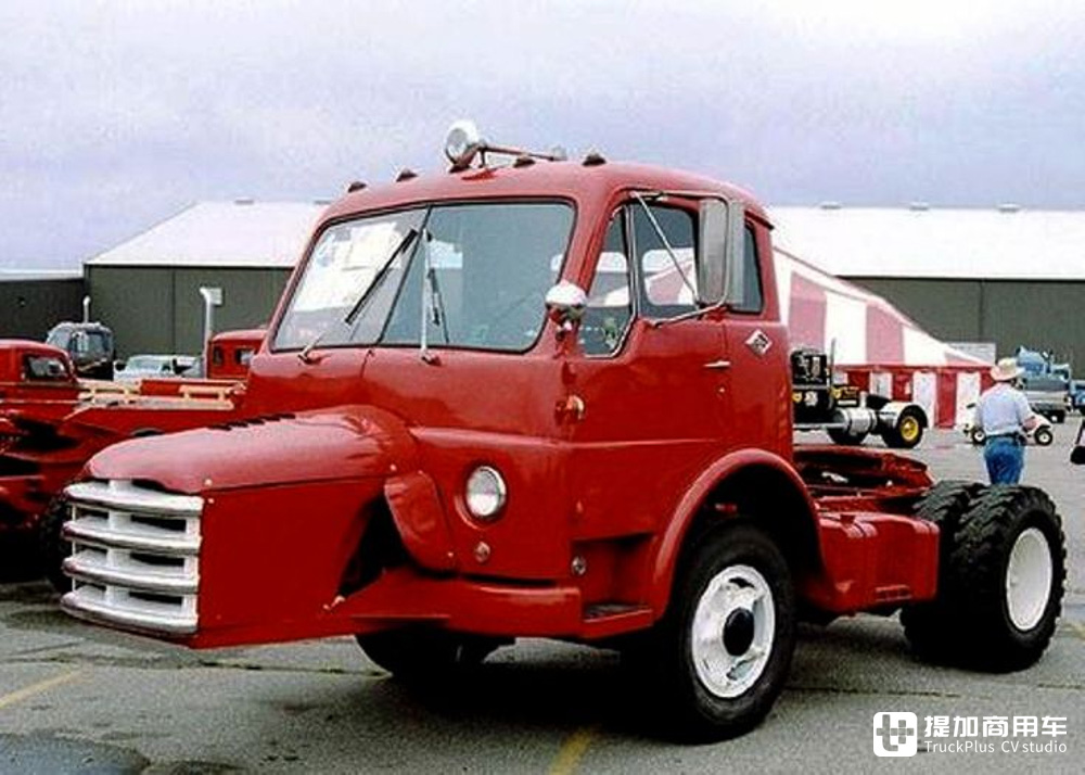 配两台汽油发动机的卡车?带您看两台特殊的上世纪美国卡车 - 第10张 - 提加商用车网 配两台汽油发动机的卡车?带您看两台特殊的上世纪美国卡车 - 第10张