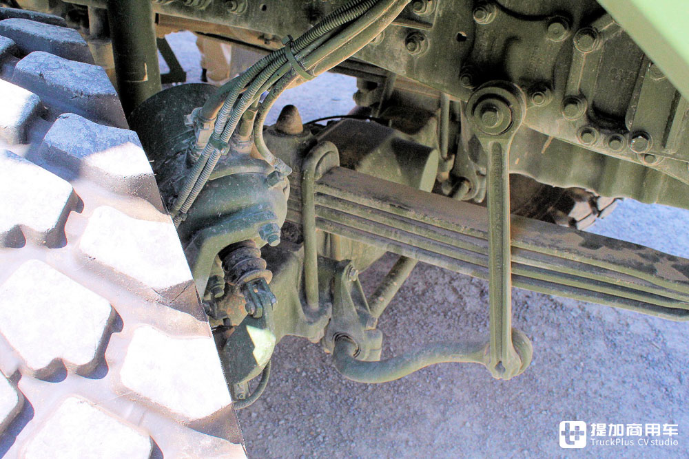 4x4长头越野军卡,配防弹驾驶室,奔驰Zetros军卡实拍 - 第13张 - 提加商用车网 4x4长头越野军卡,配防弹驾驶室,奔驰Zetros军卡实拍 - 第13张